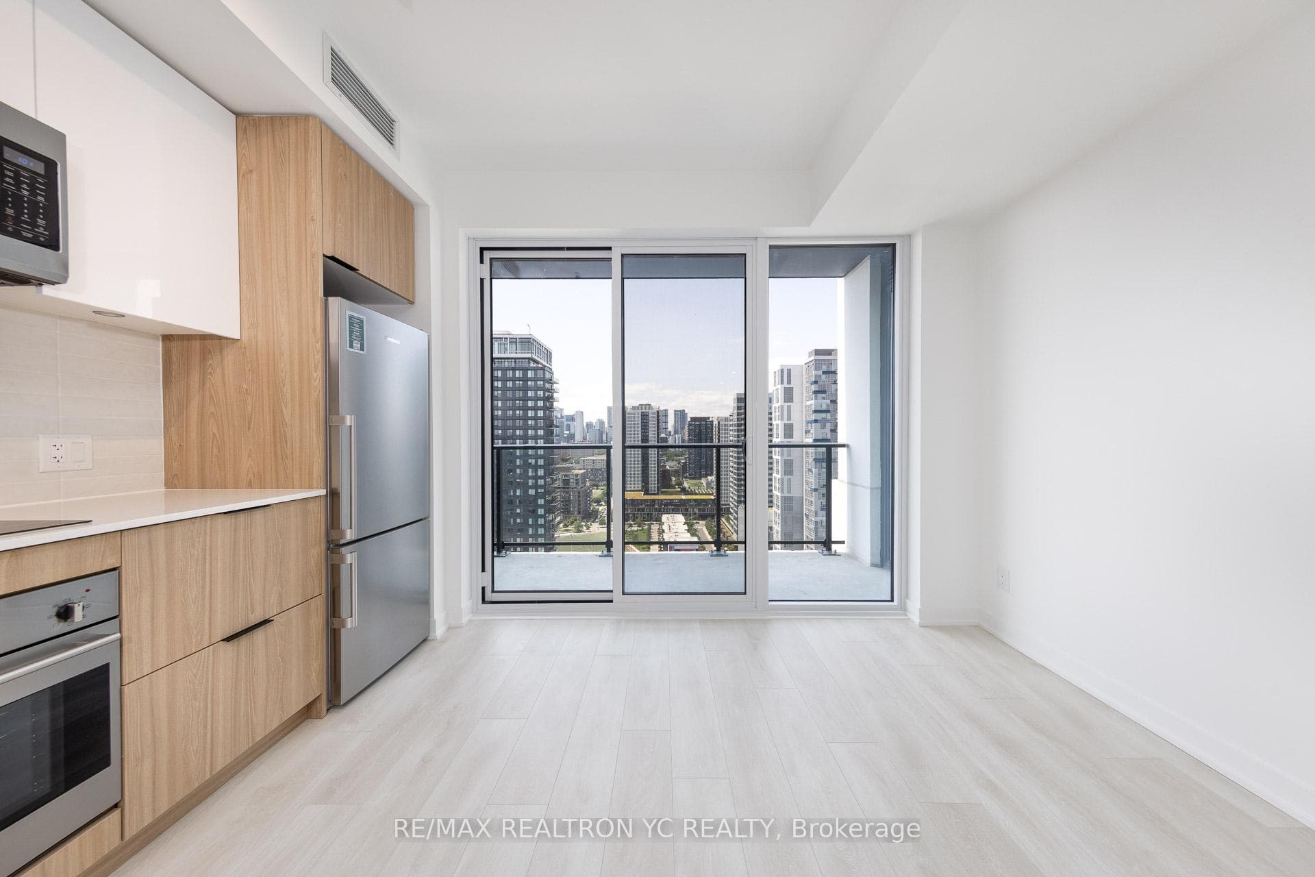5 Defries Street Unit 2207 photo 17