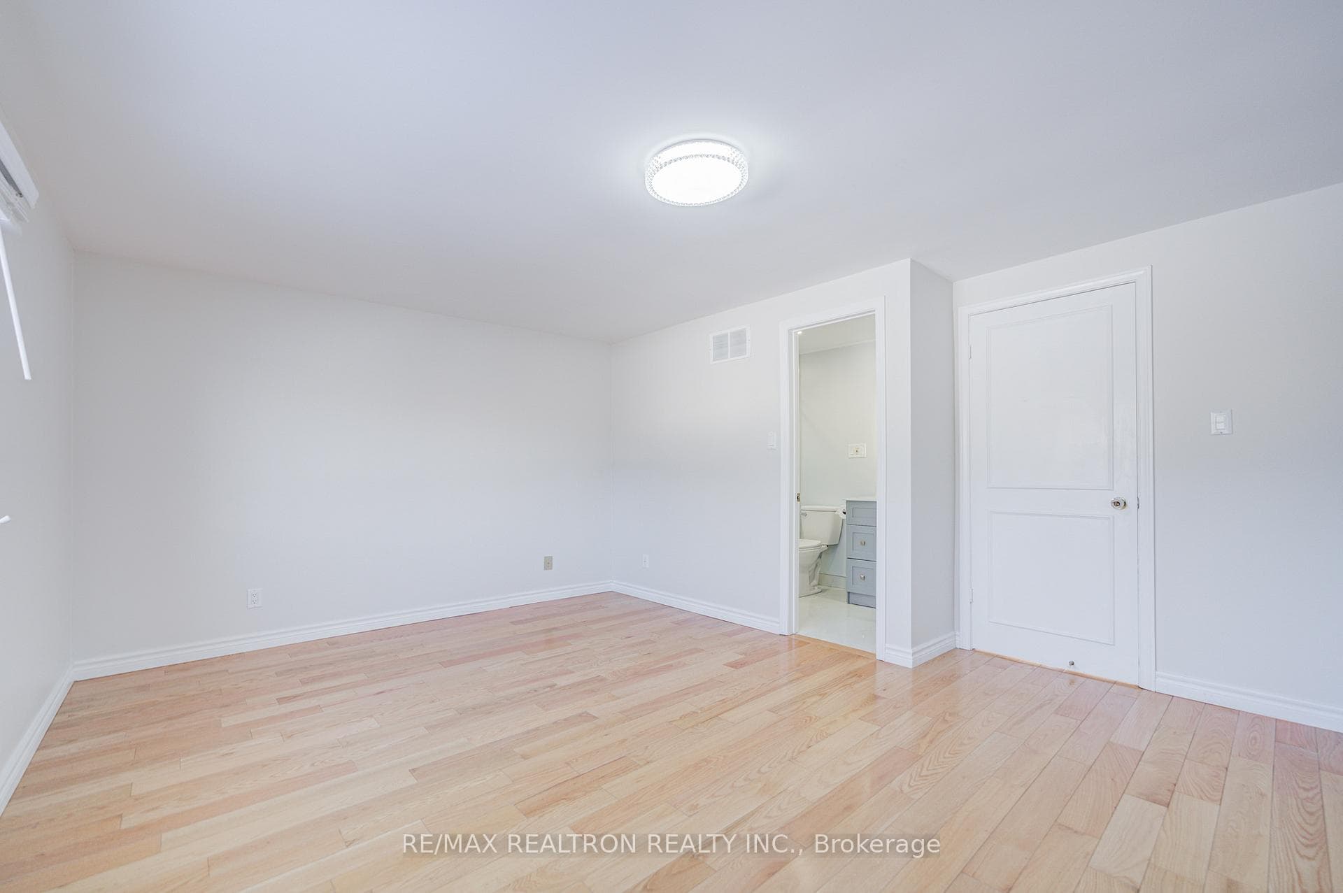 32 Wessex Place photo 22