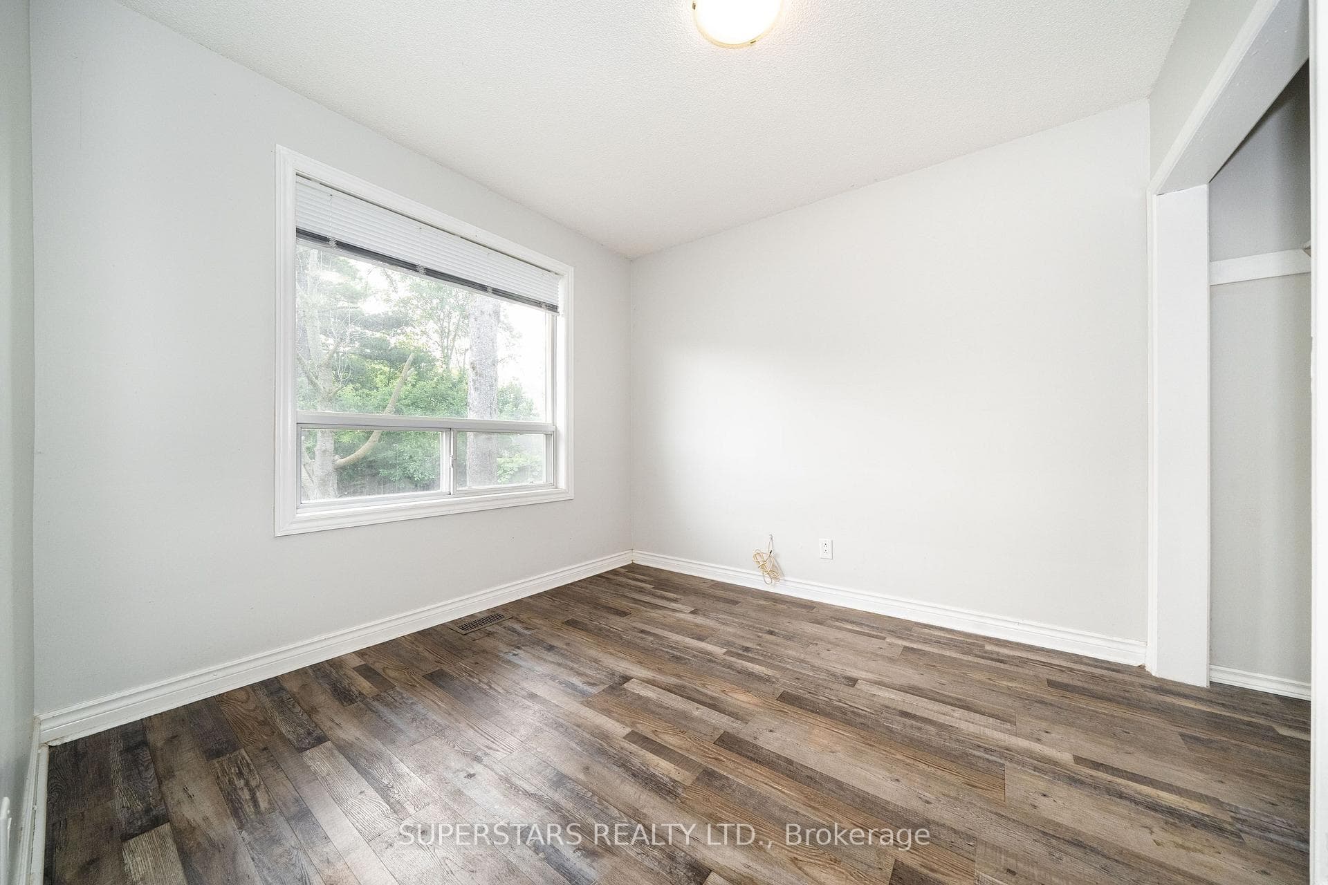 6 Meadowland Drive photo 13