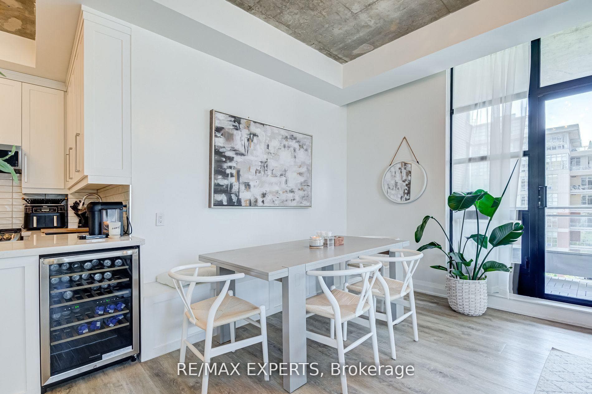 23 Brant Street Unit 609 photo 6