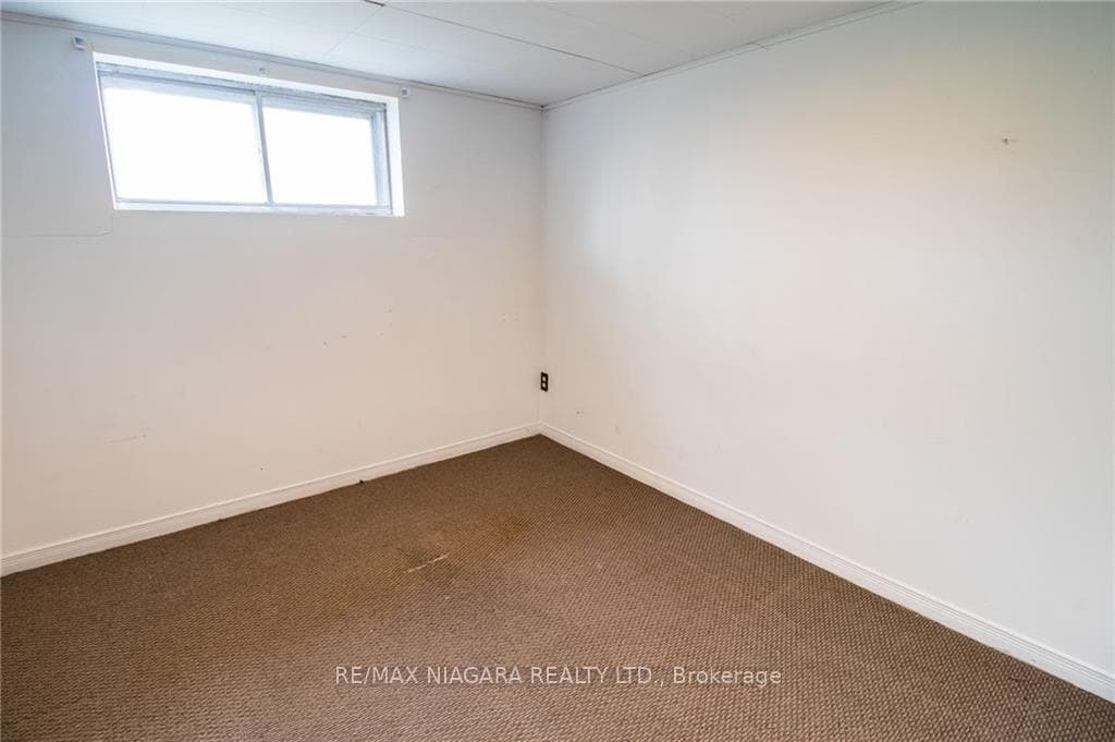 21 Barnes Road photo 32