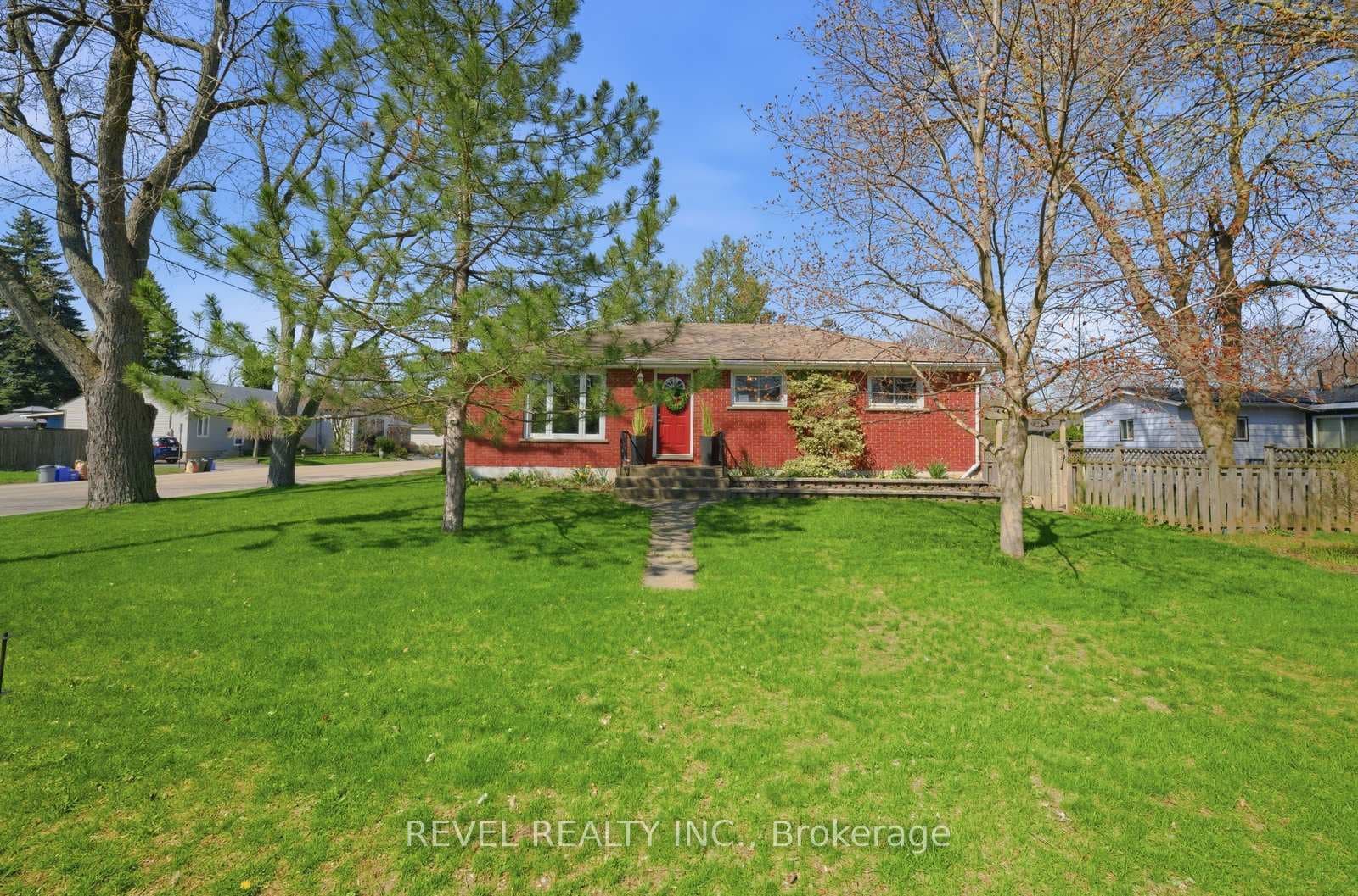 36 Hamilton Avenue photo 2
