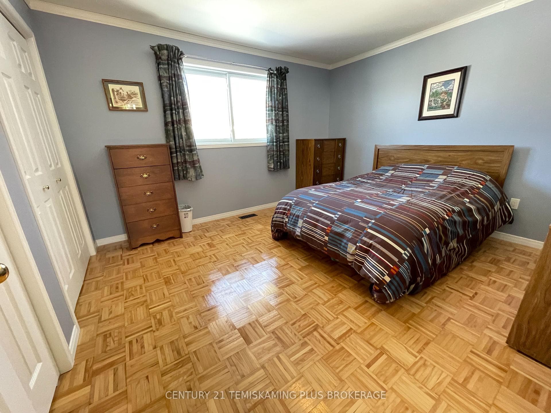99 Pine Street photo 23
