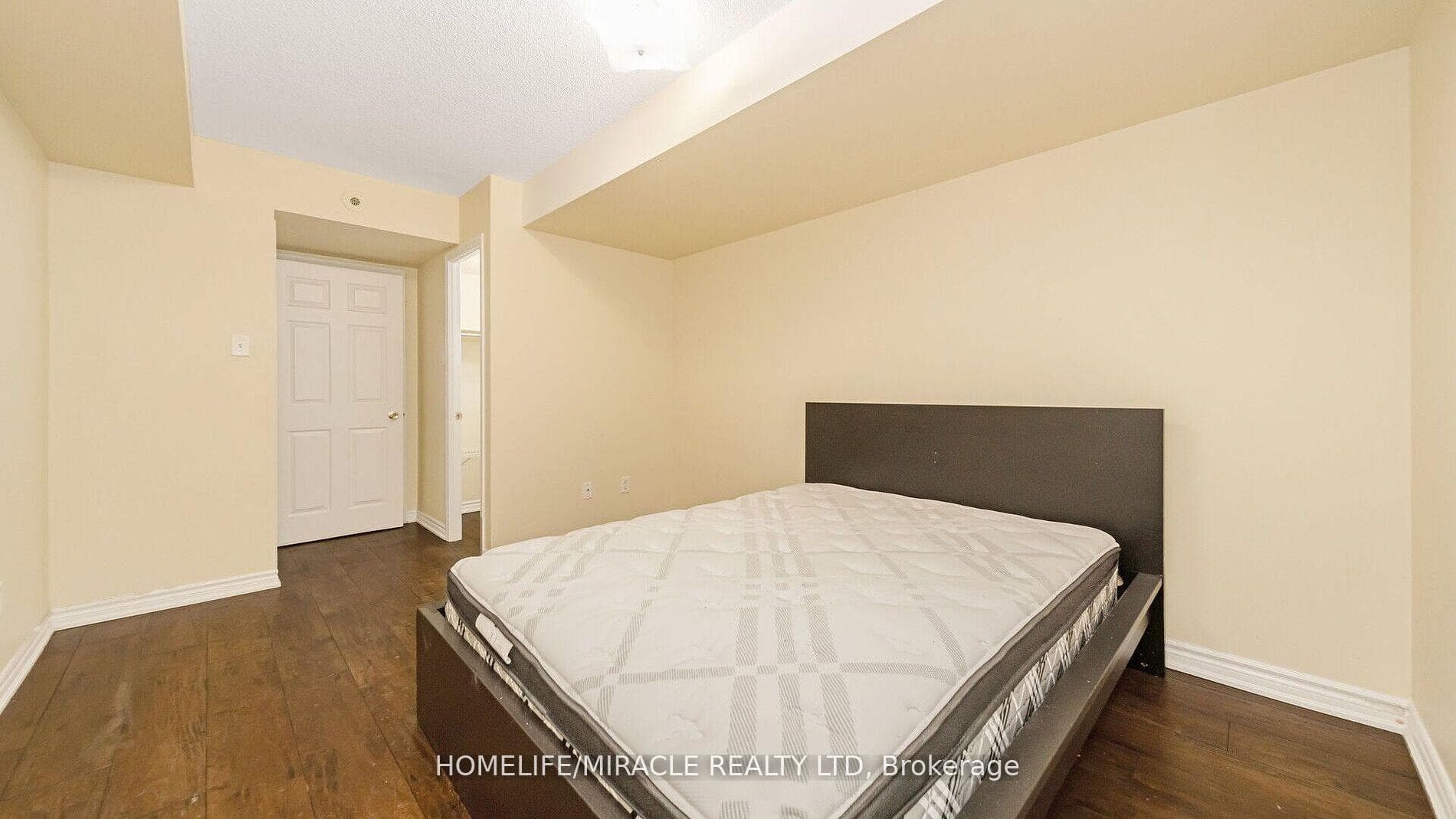 125 George Appleton Way Unit 1004 photo 25