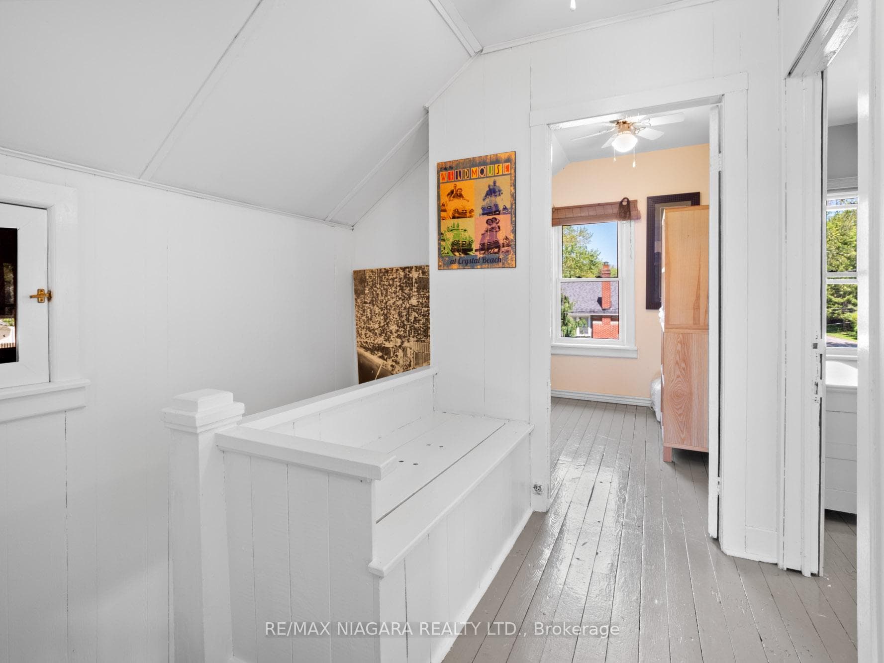267 Oxford Avenue photo 17