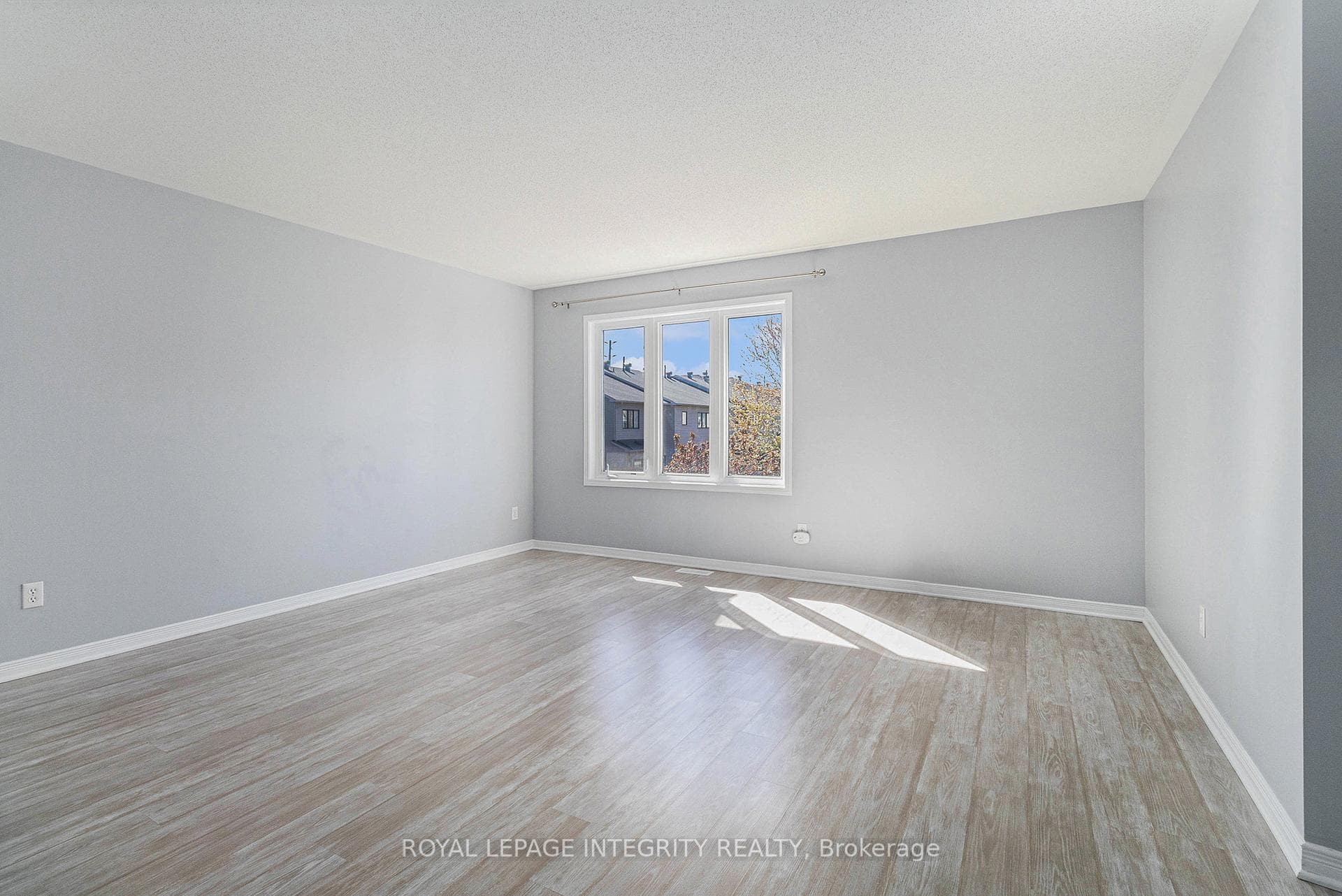 258 Sorento Street photo 17