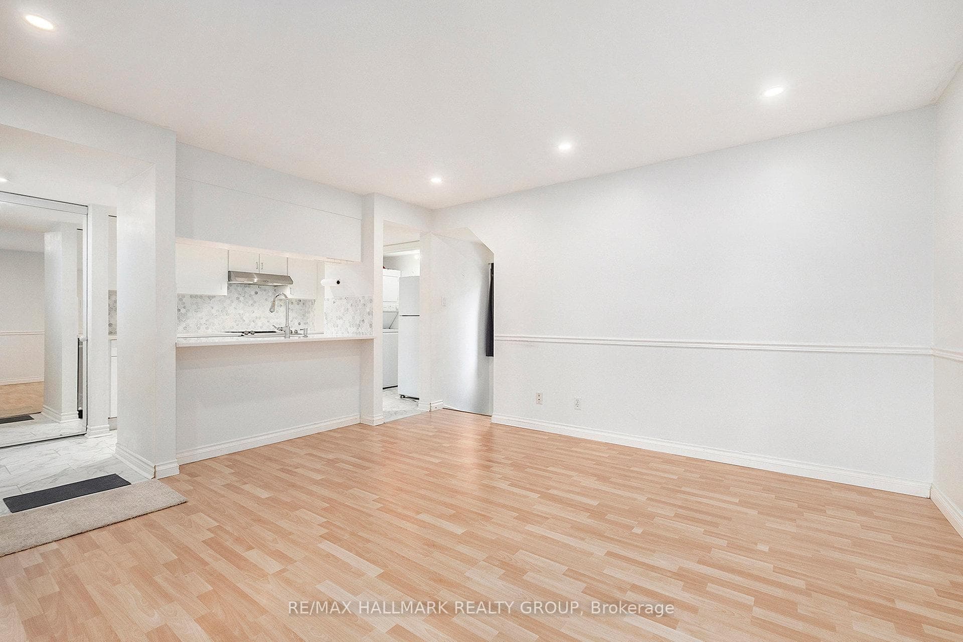 1204 Shillington Avenue Unit 15 photo 8