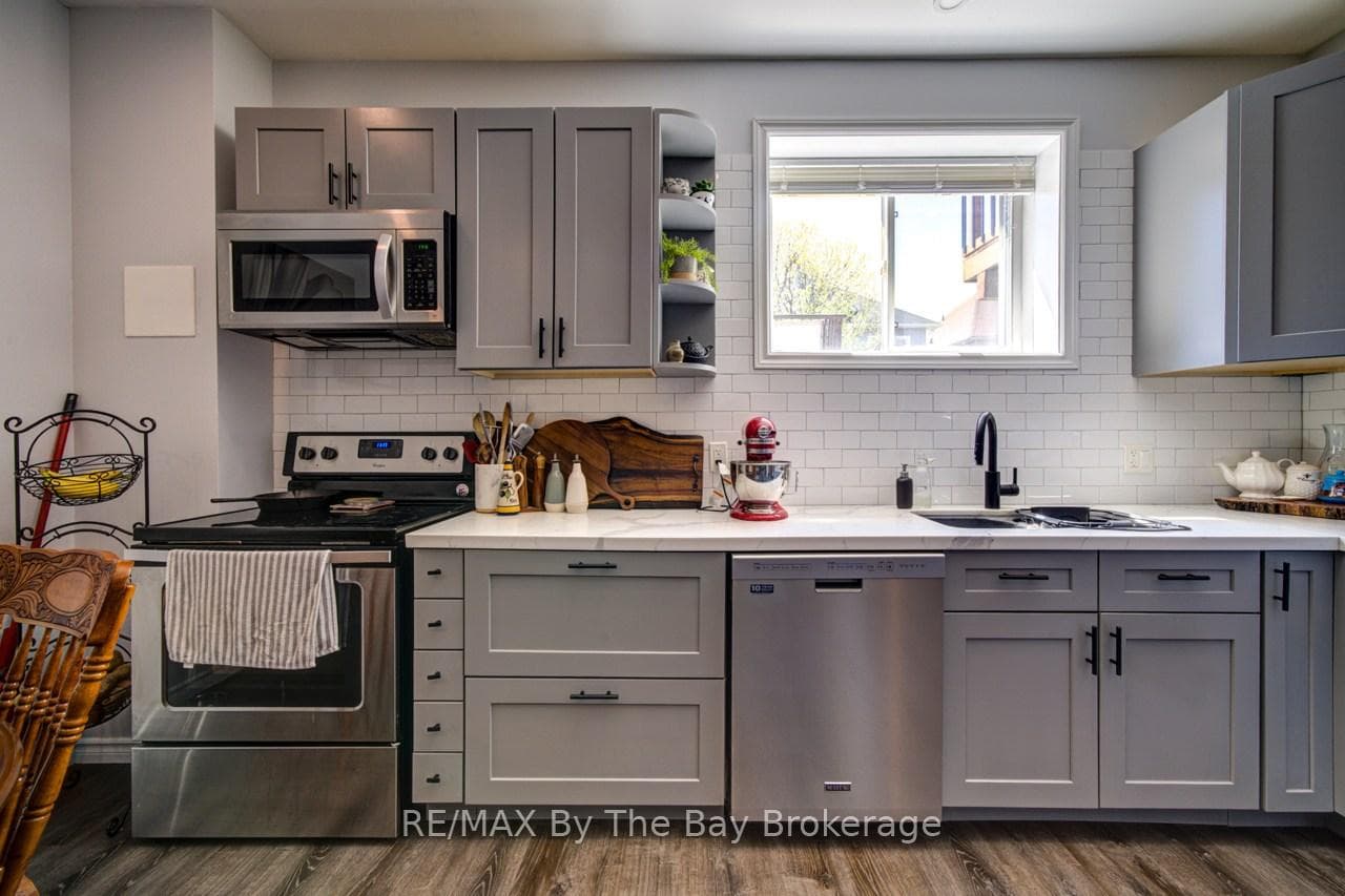 100 ALLEGRA Drive photo 37