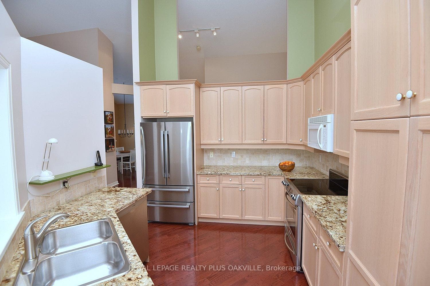 2122 Turnberry Road photo 18