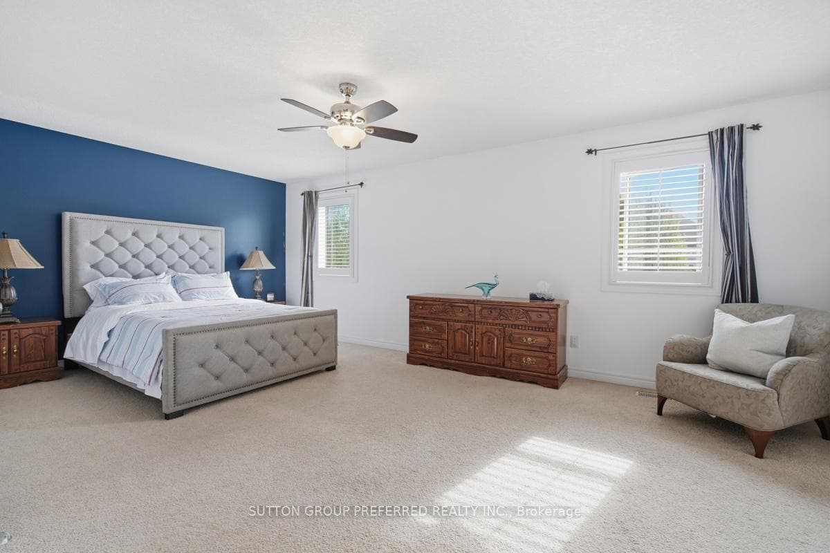 748 APRICOT Drive photo 15