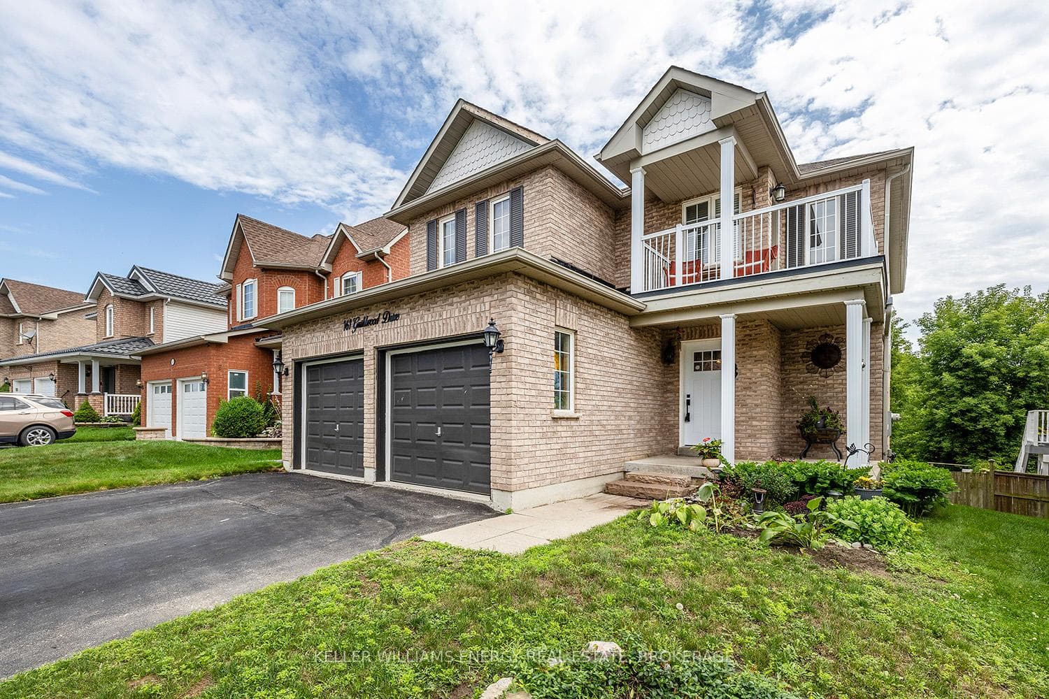 161 Guildwood Drive photo 1