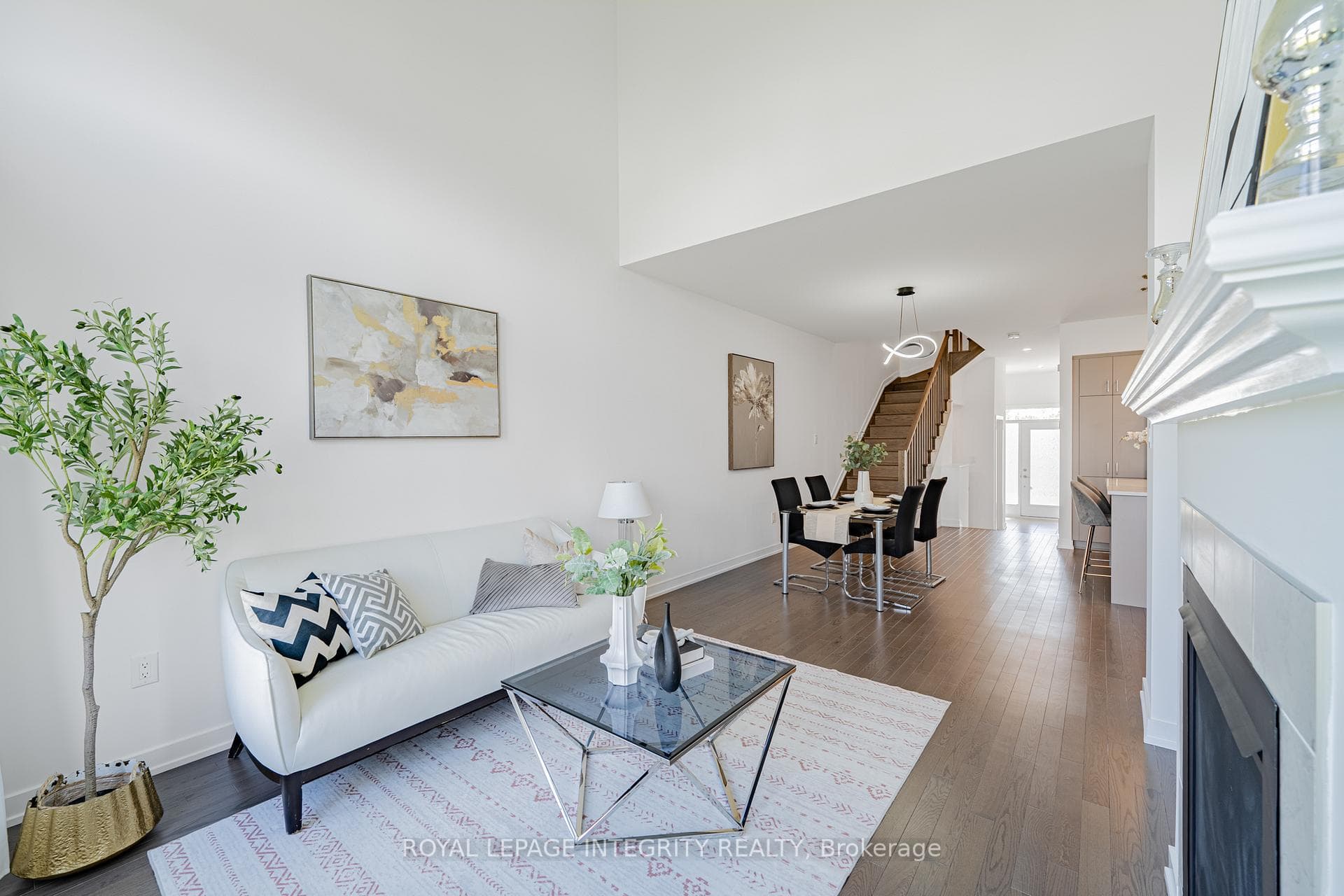 53 MAIZE Street photo 16