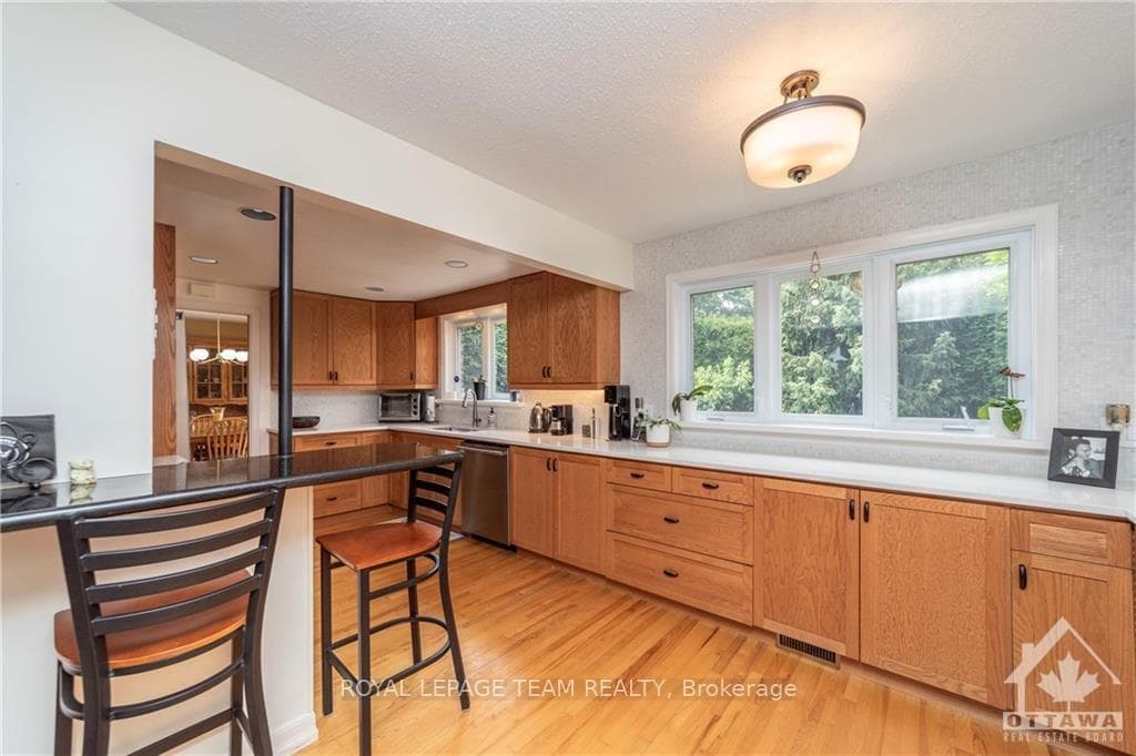 19 RUTHERFORD Crescent photo 11
