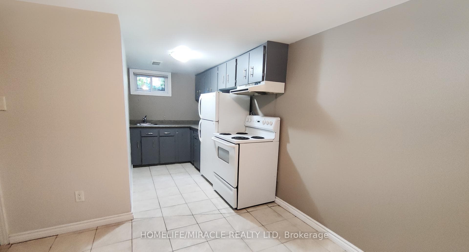 55 SHERWOOD Avenue photo 23