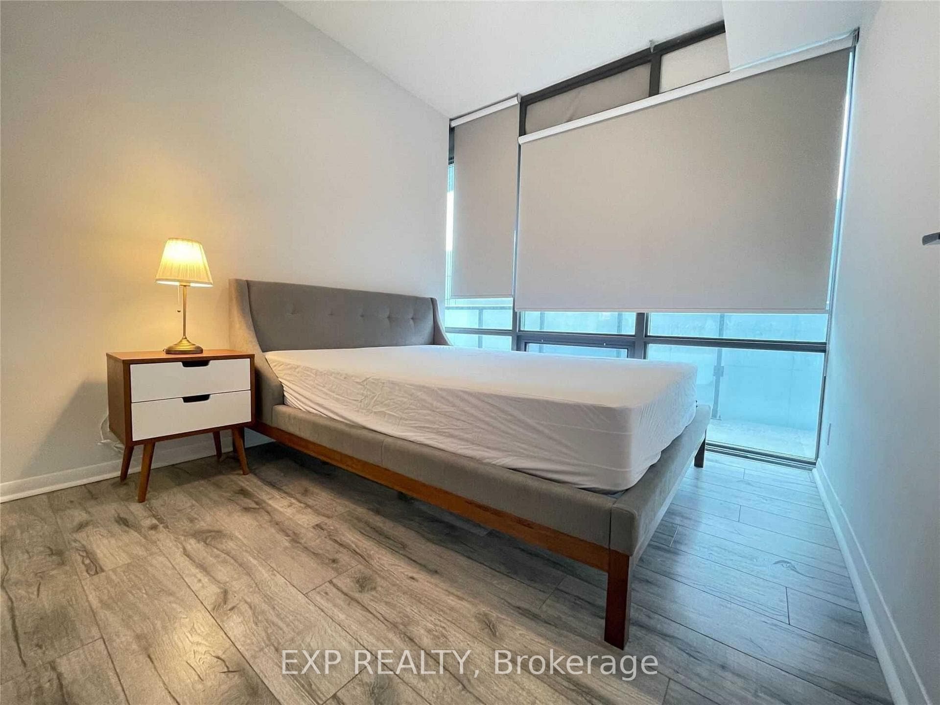 832 Bay Street Unit 1510 photo 6