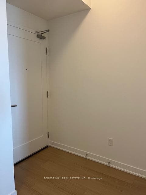 320 Tweedsmuir Avenue Unit 1202 photo 6