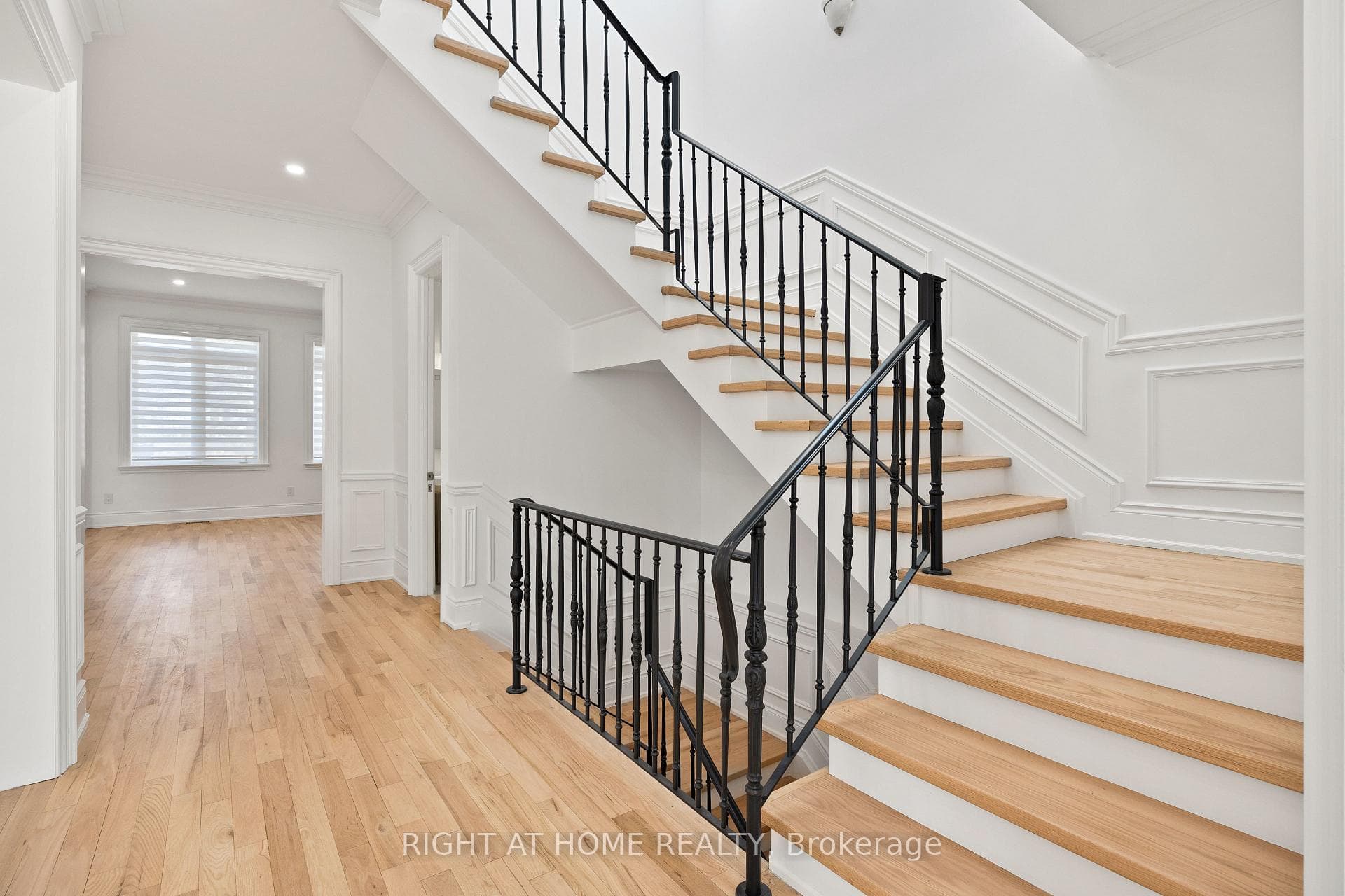 196 Florence Avenue photo 22