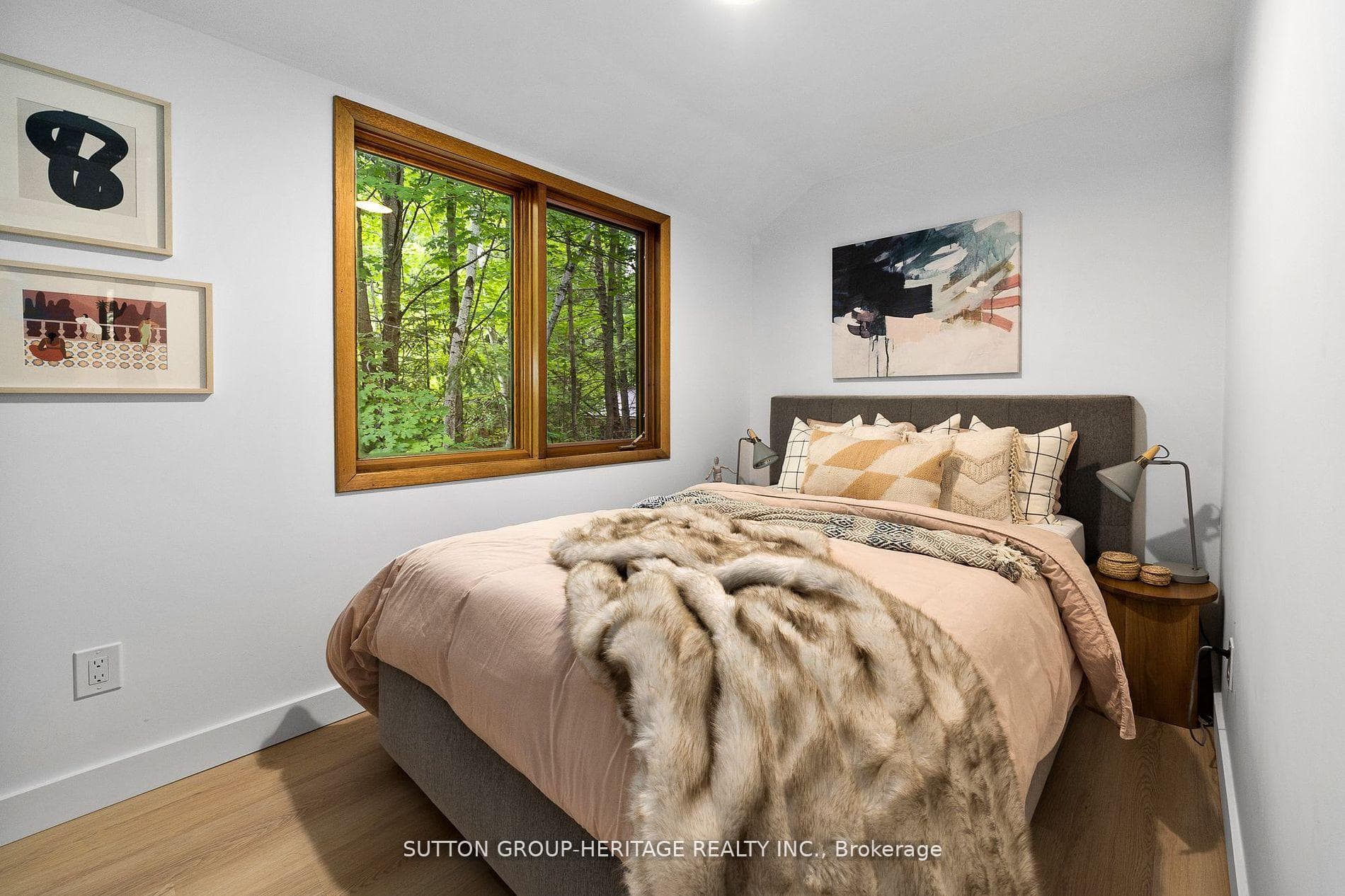 180 Sumcot Drive photo 16