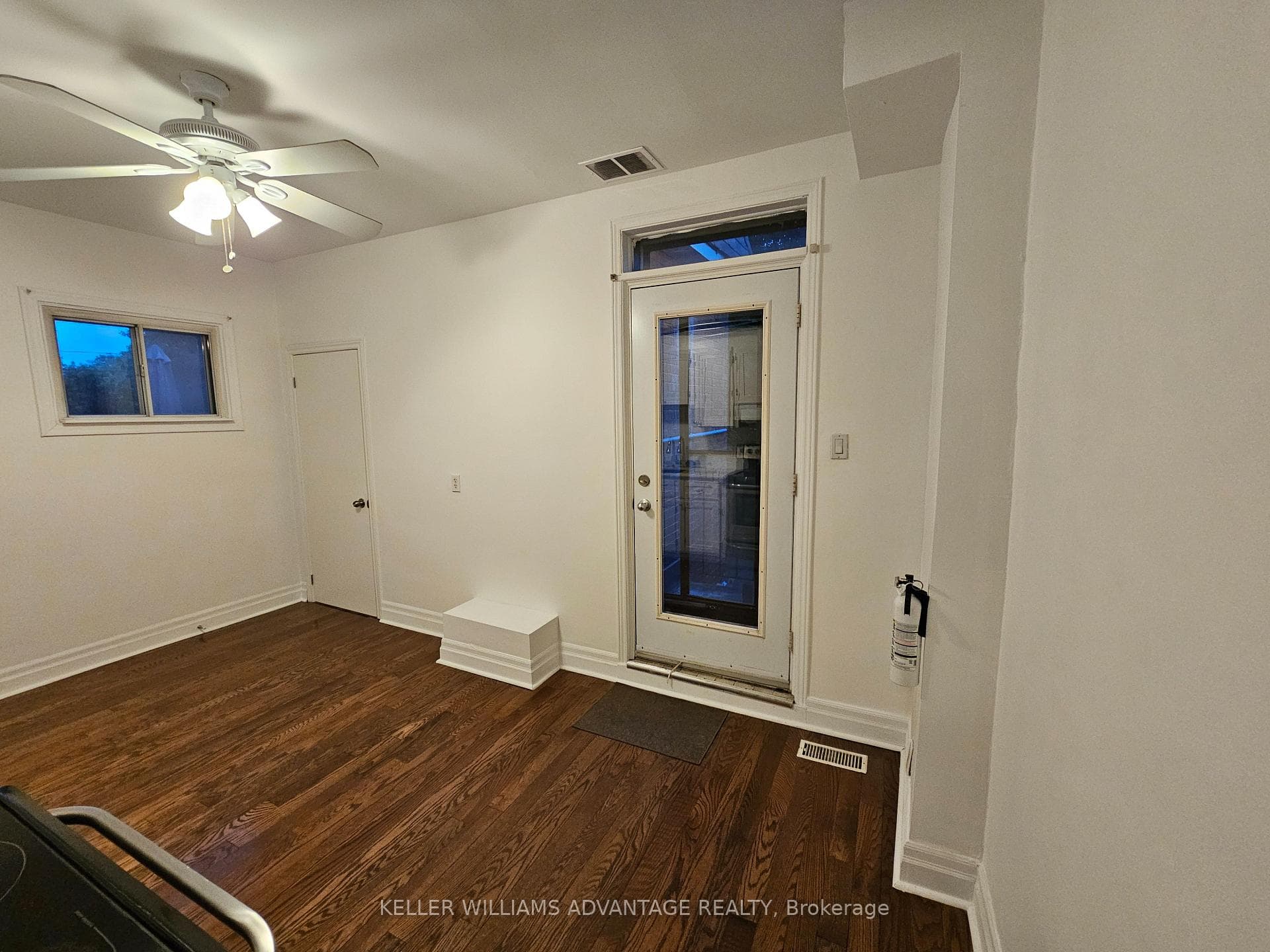 190 Lauder Avenue Unit Main photo 18