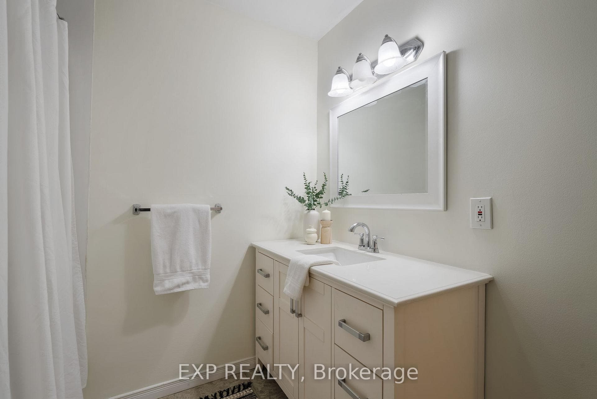 106 Orange Street Unit 404 photo 13