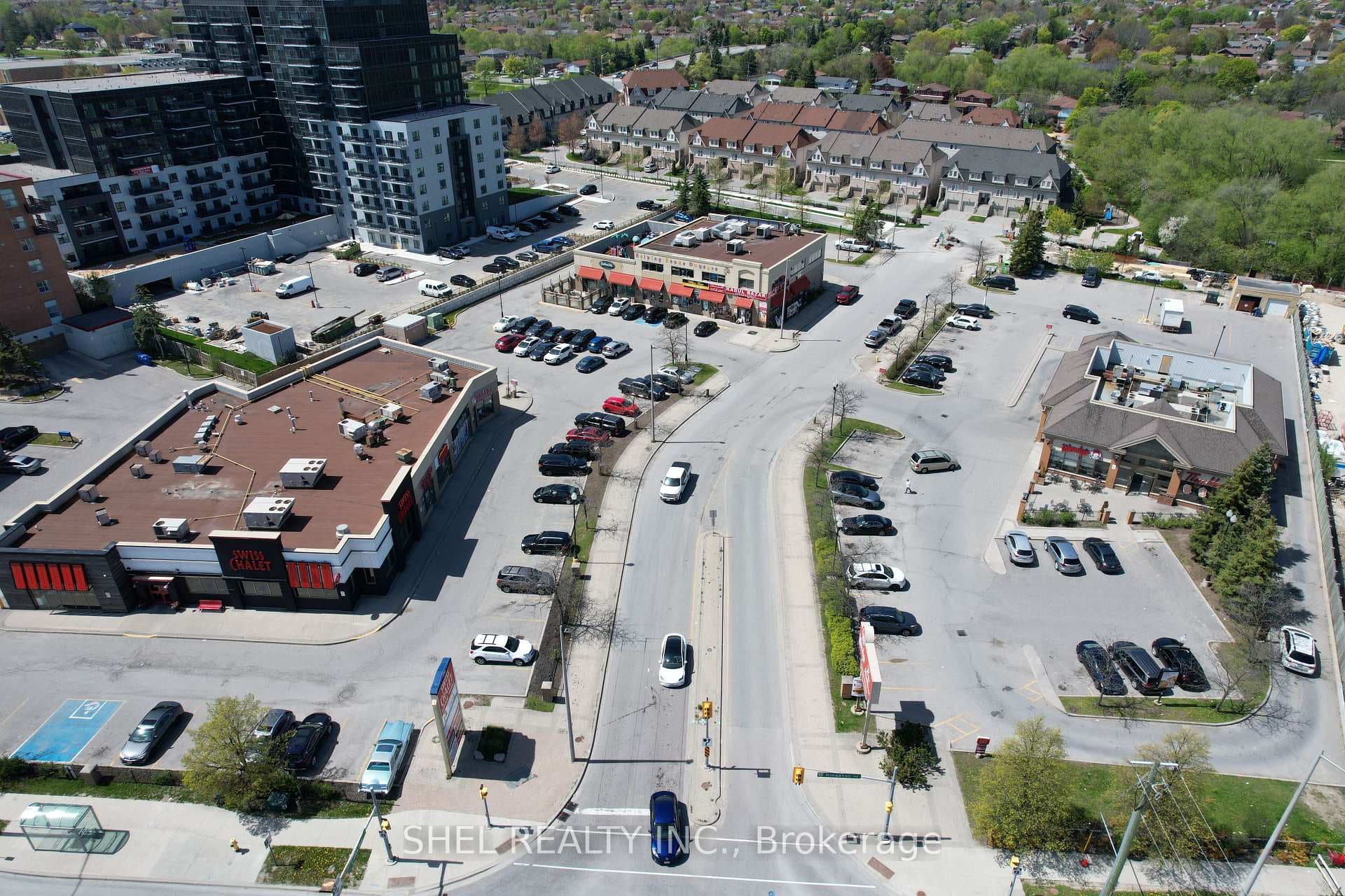 735 Sheppard Avenue Unit 52 photo 28