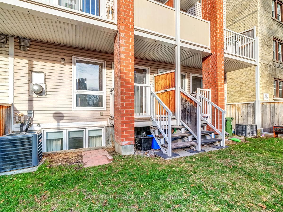 300 Gloucester Street photo 22