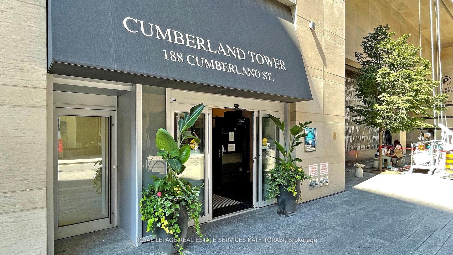 188 Cumberland Street Unit 2010 photo 3