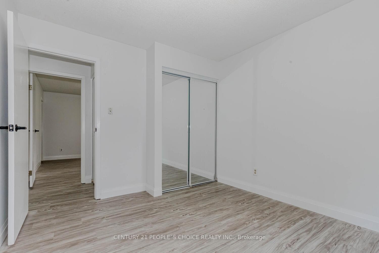 106 Dunsmere Drive photo 19