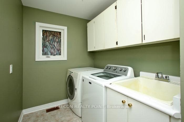 28 Carlinds Drive Unit Upper photo 19