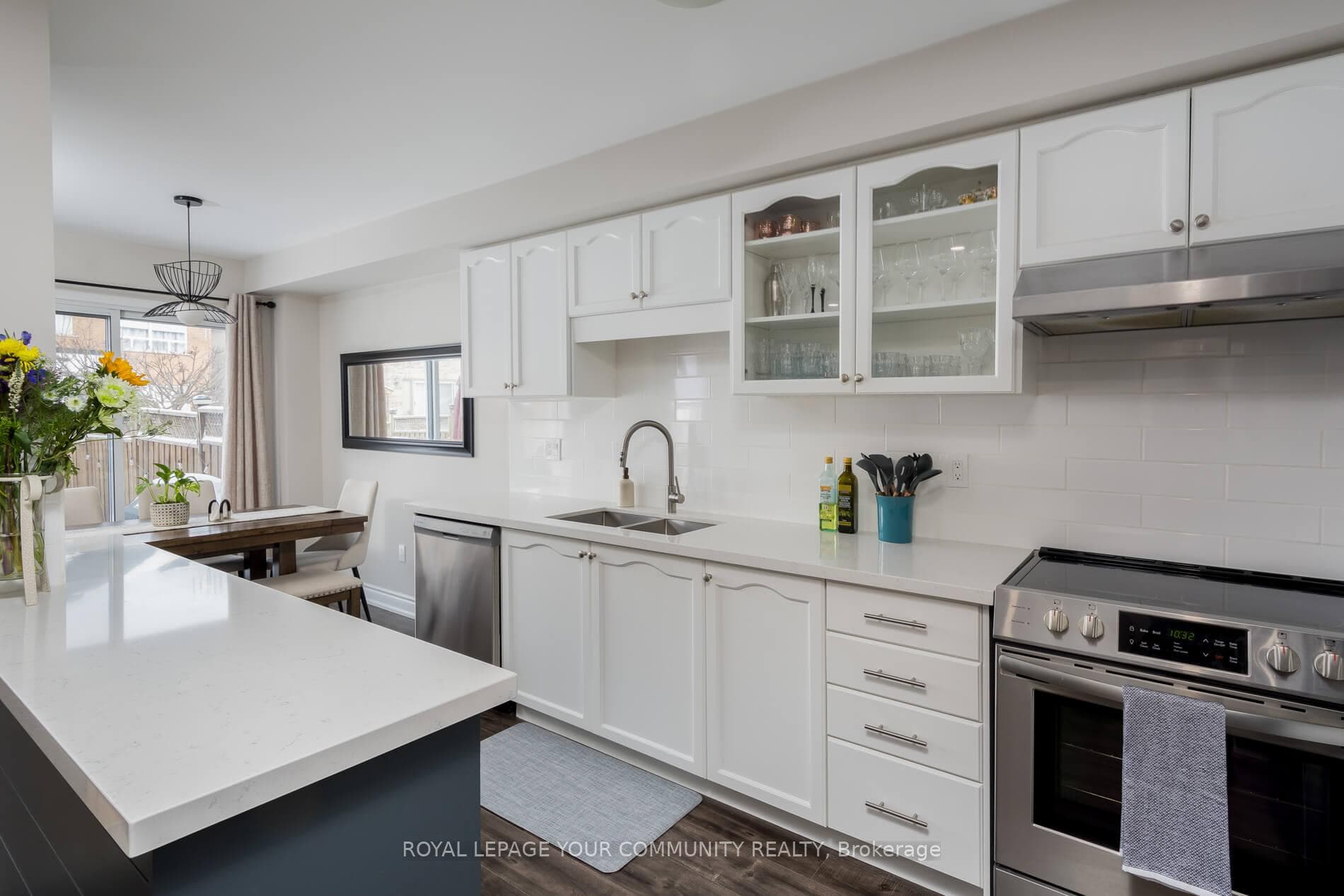 107 Frank Johnston Road photo 16