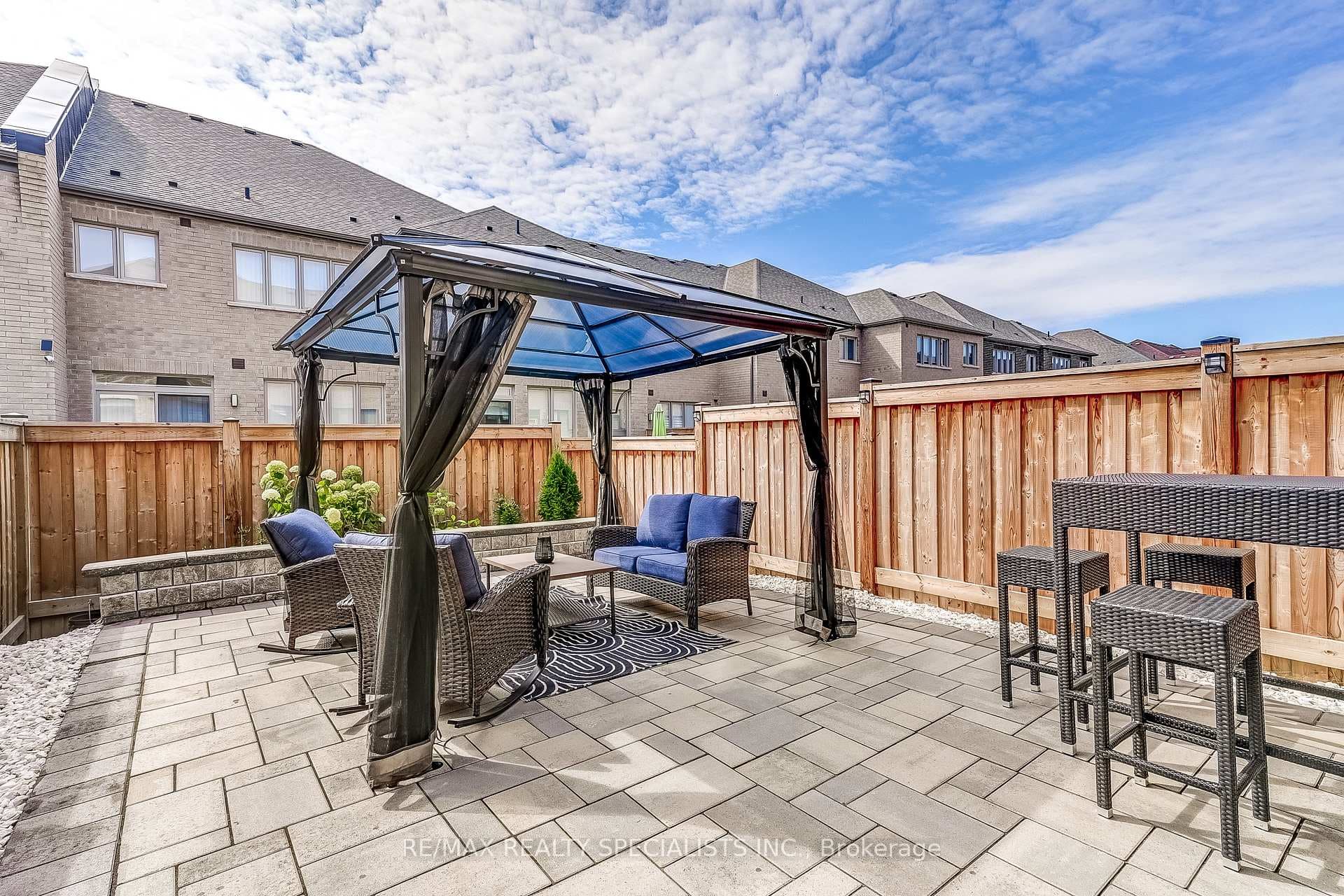 87 Landolfi Way photo 35
