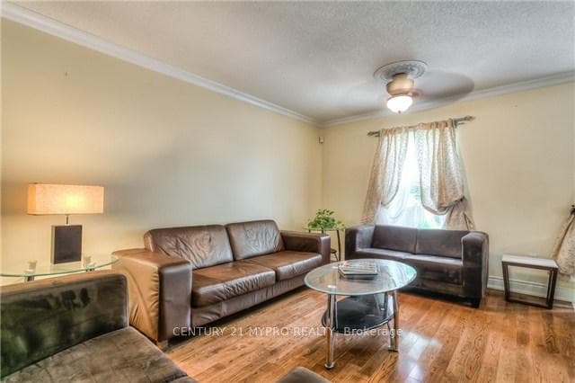 1099 Bridlewood Trail photo 8