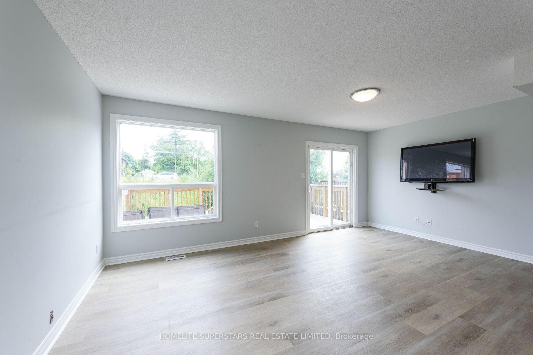 59 Thames Way photo 6