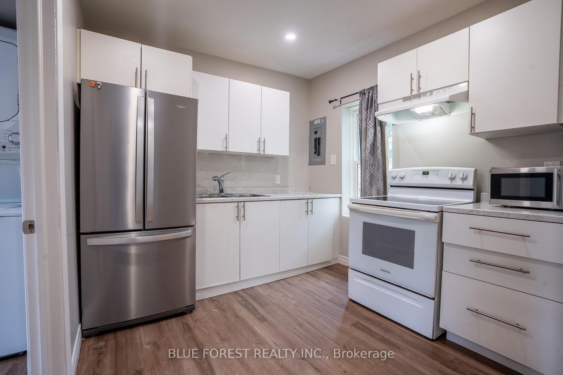 171 Raleigh Street photo 4