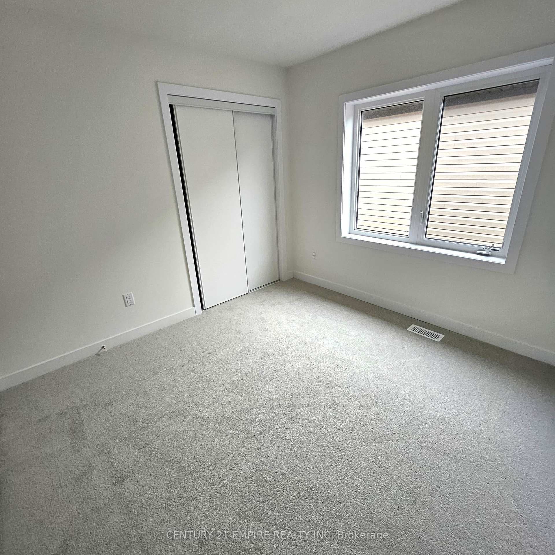 77 Monteith Drive photo 27