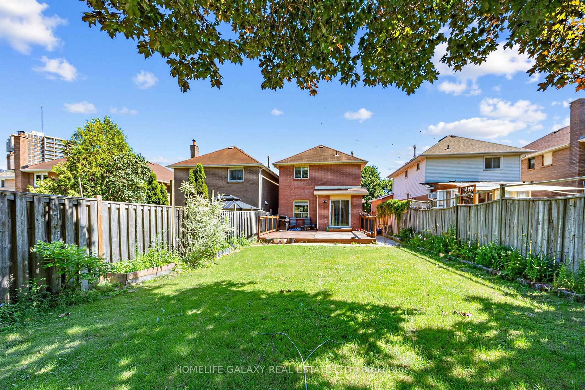 6 Bluebell Crescent photo 30