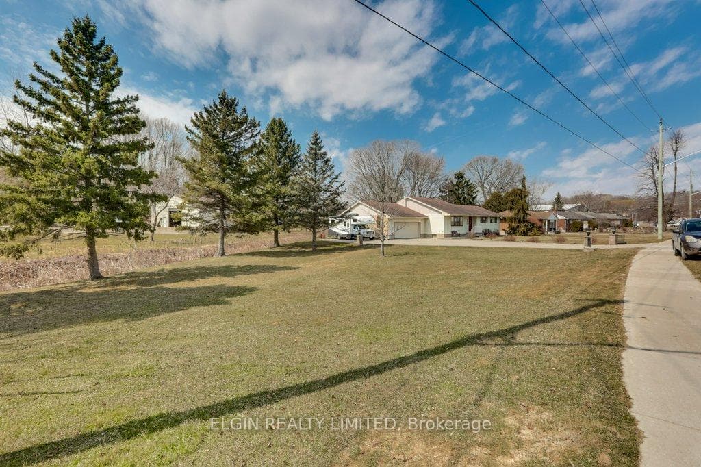 324 Carlow Road photo 4