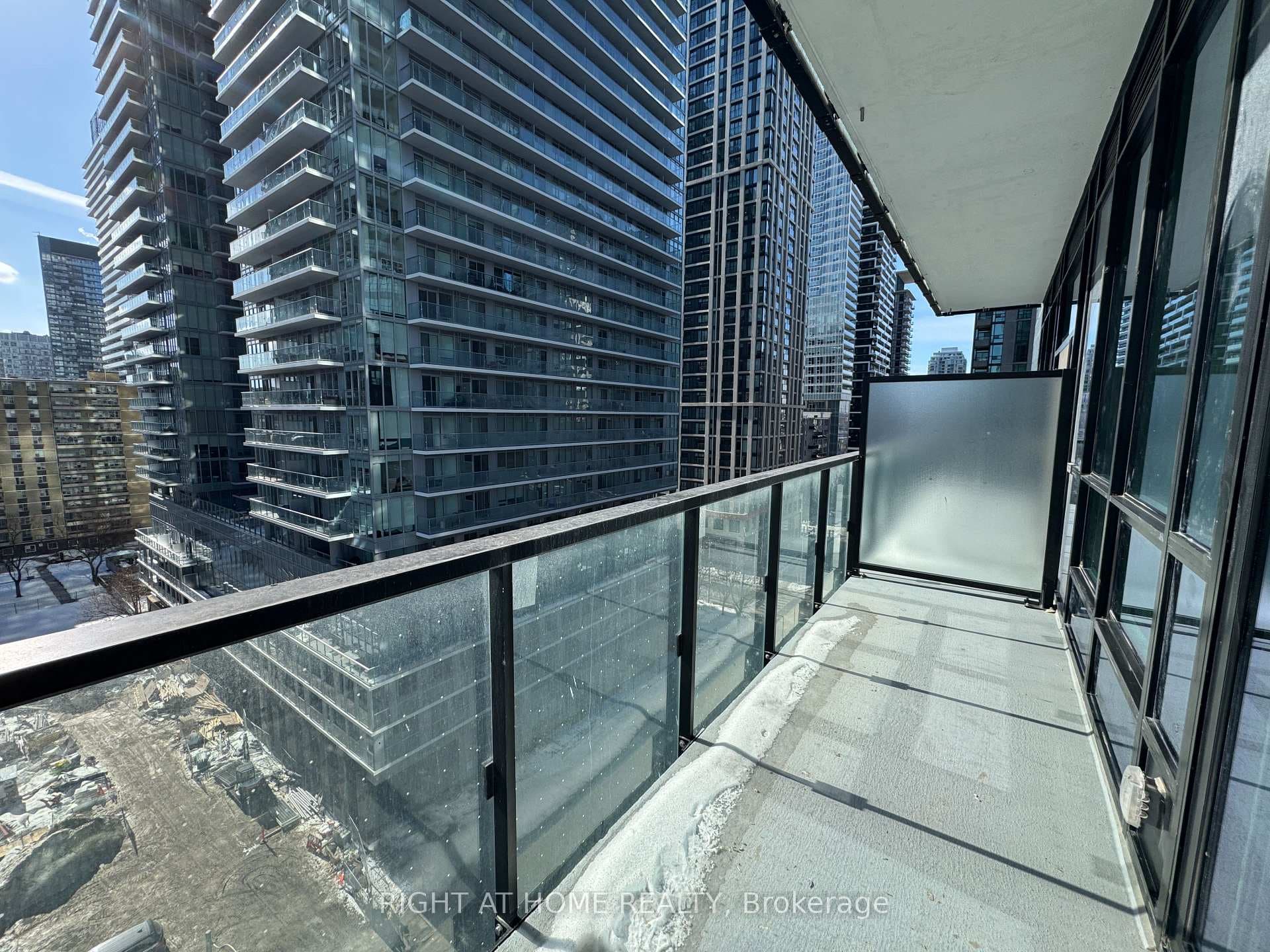 110 Broadway Avenue Unit 901S photo 6
