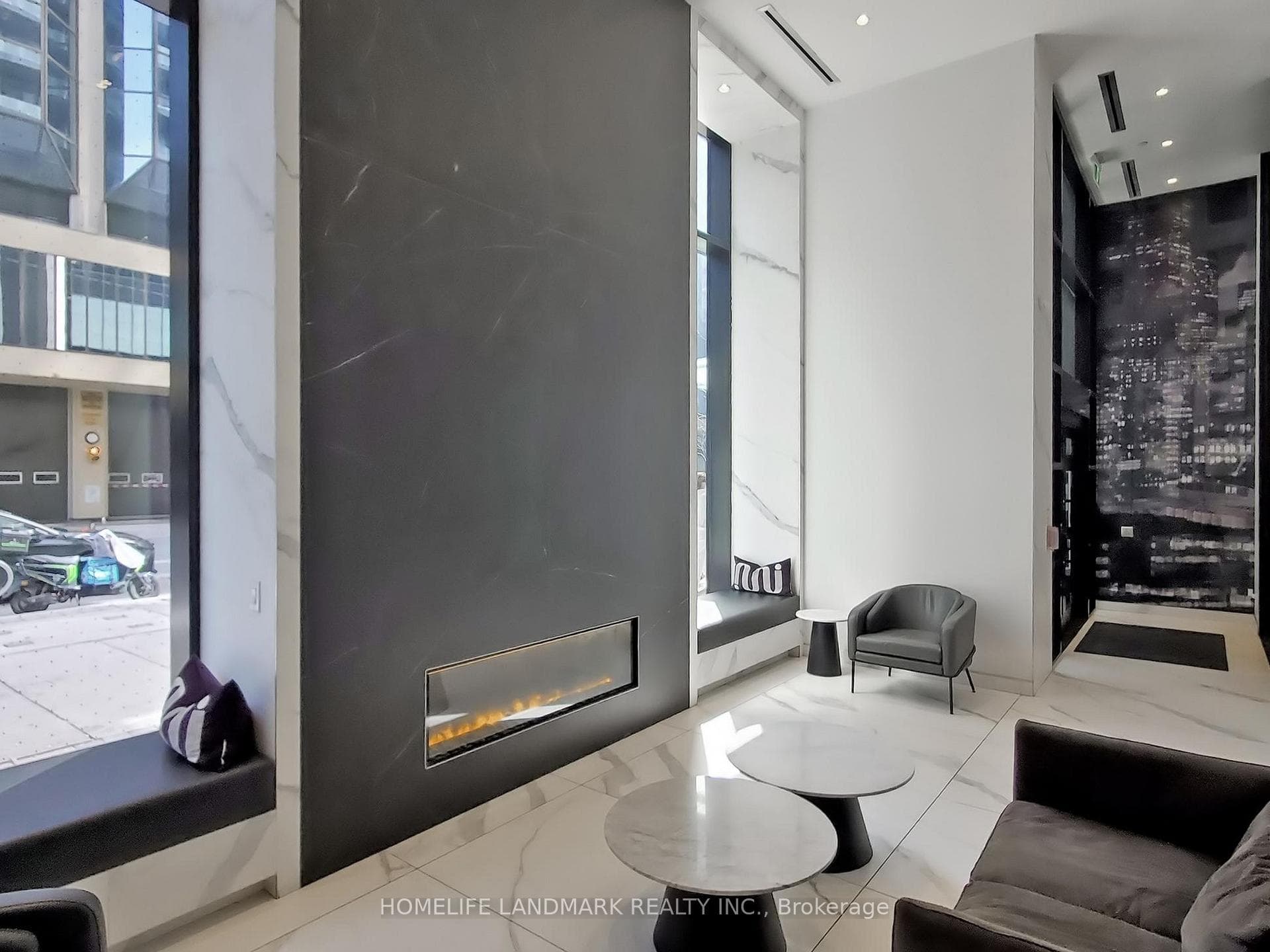 20 Edward Street Unit 1419 photo 6