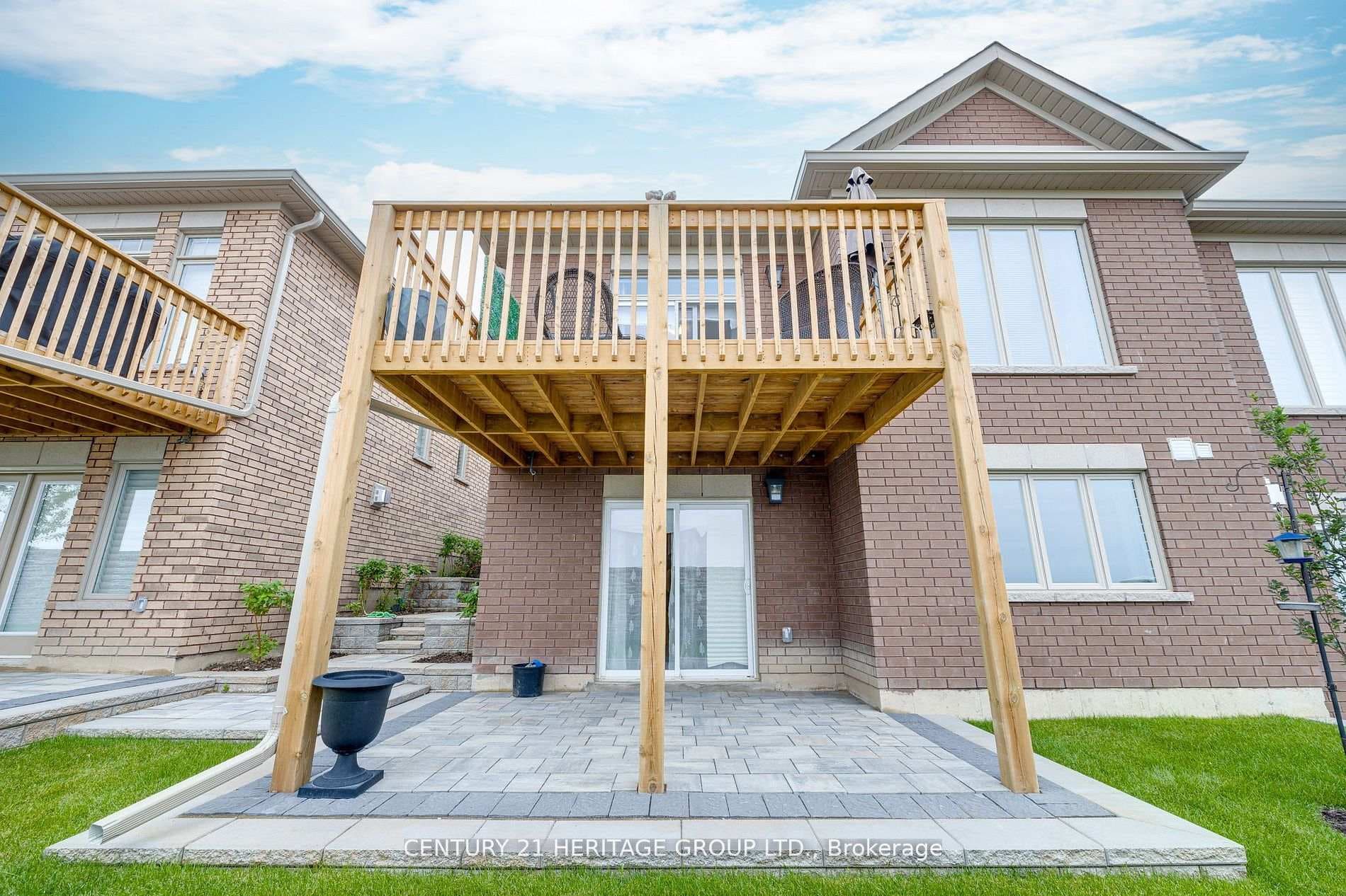 100 Summerhill Drive photo 31