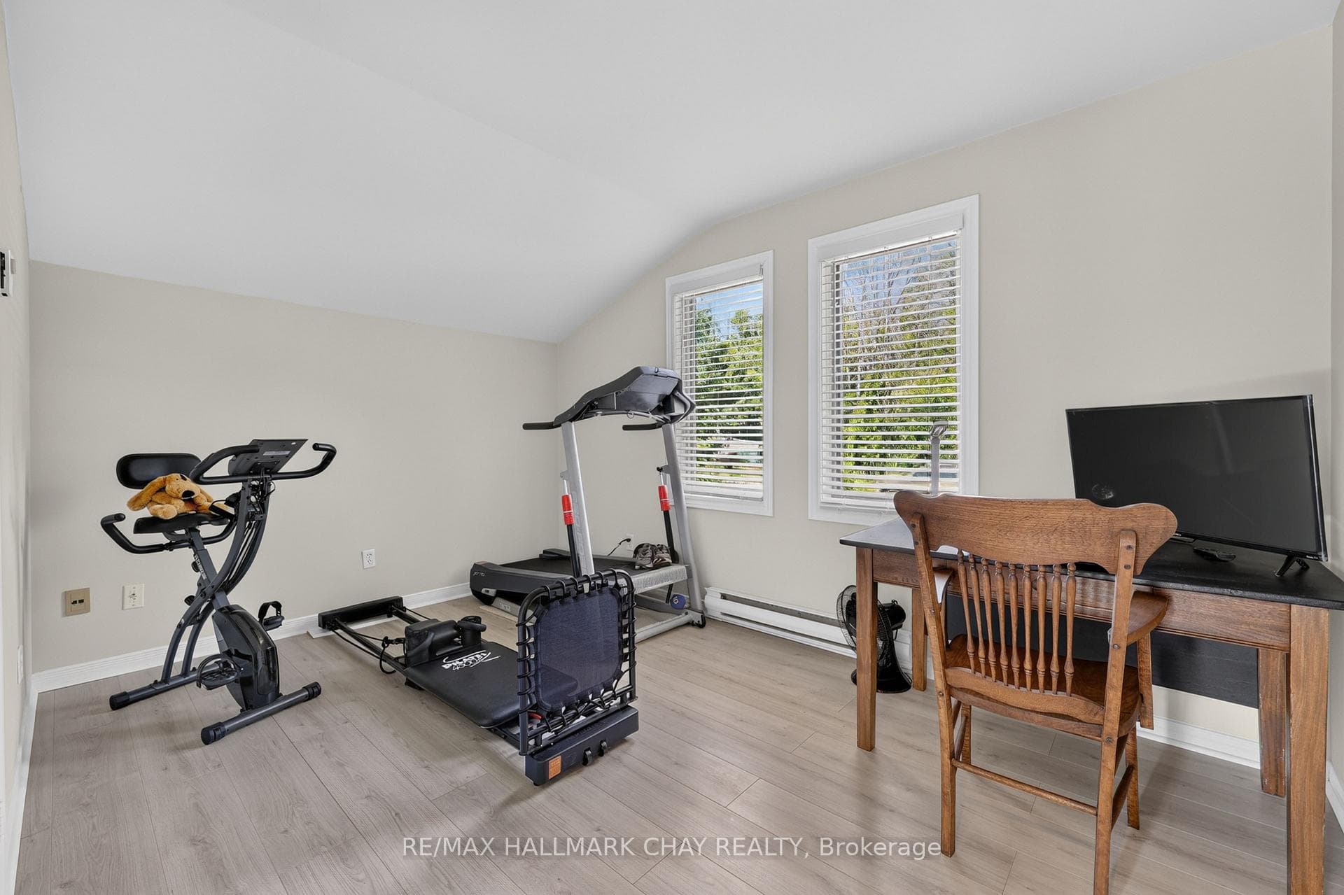 2289 Lakeshore Road photo 46