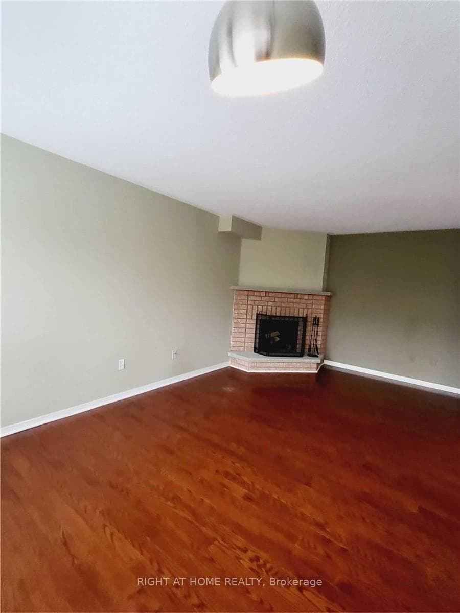 115 Bonny Meadows Drive Unit Upper Level photo 5