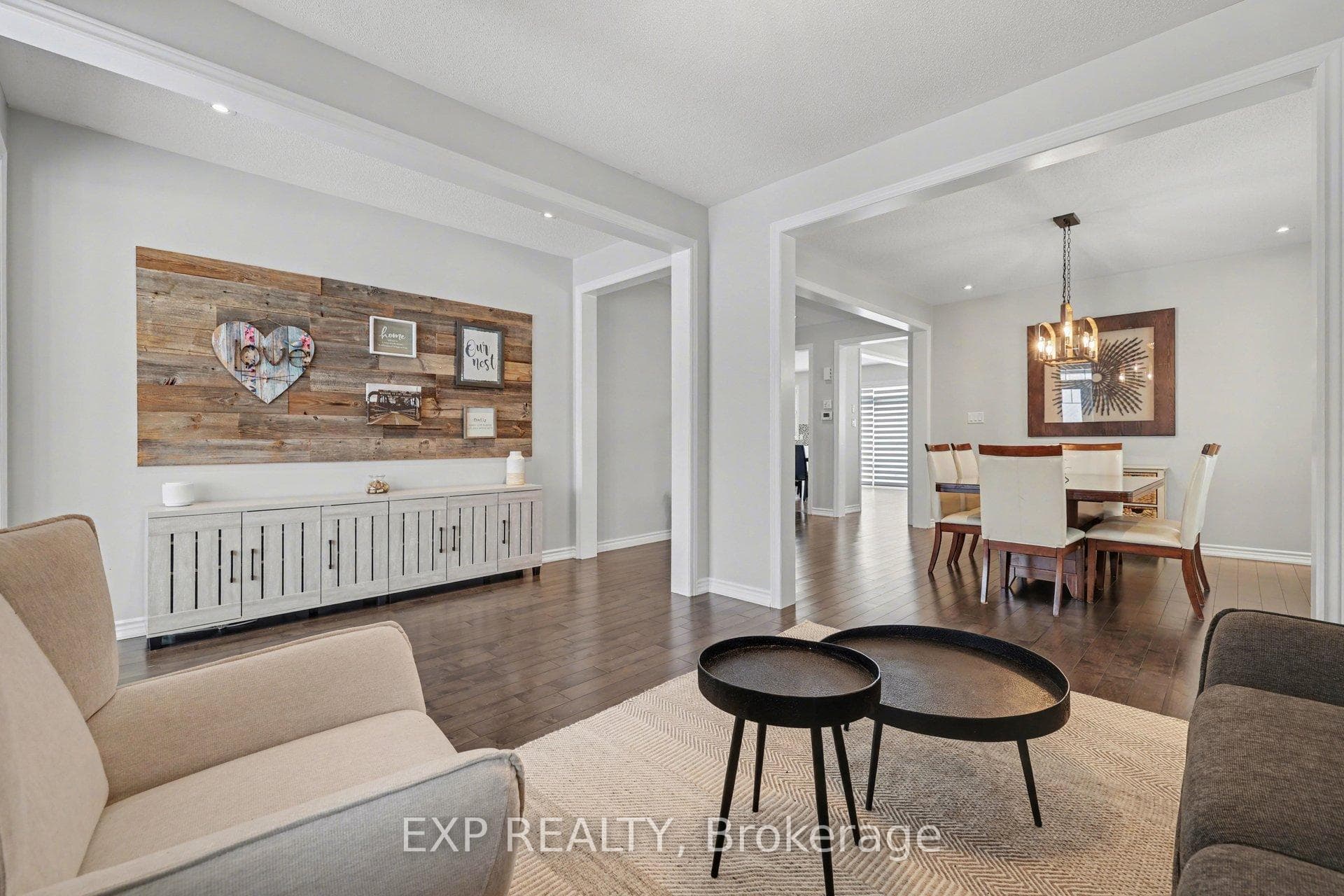 73 Bristling Crescent photo 12