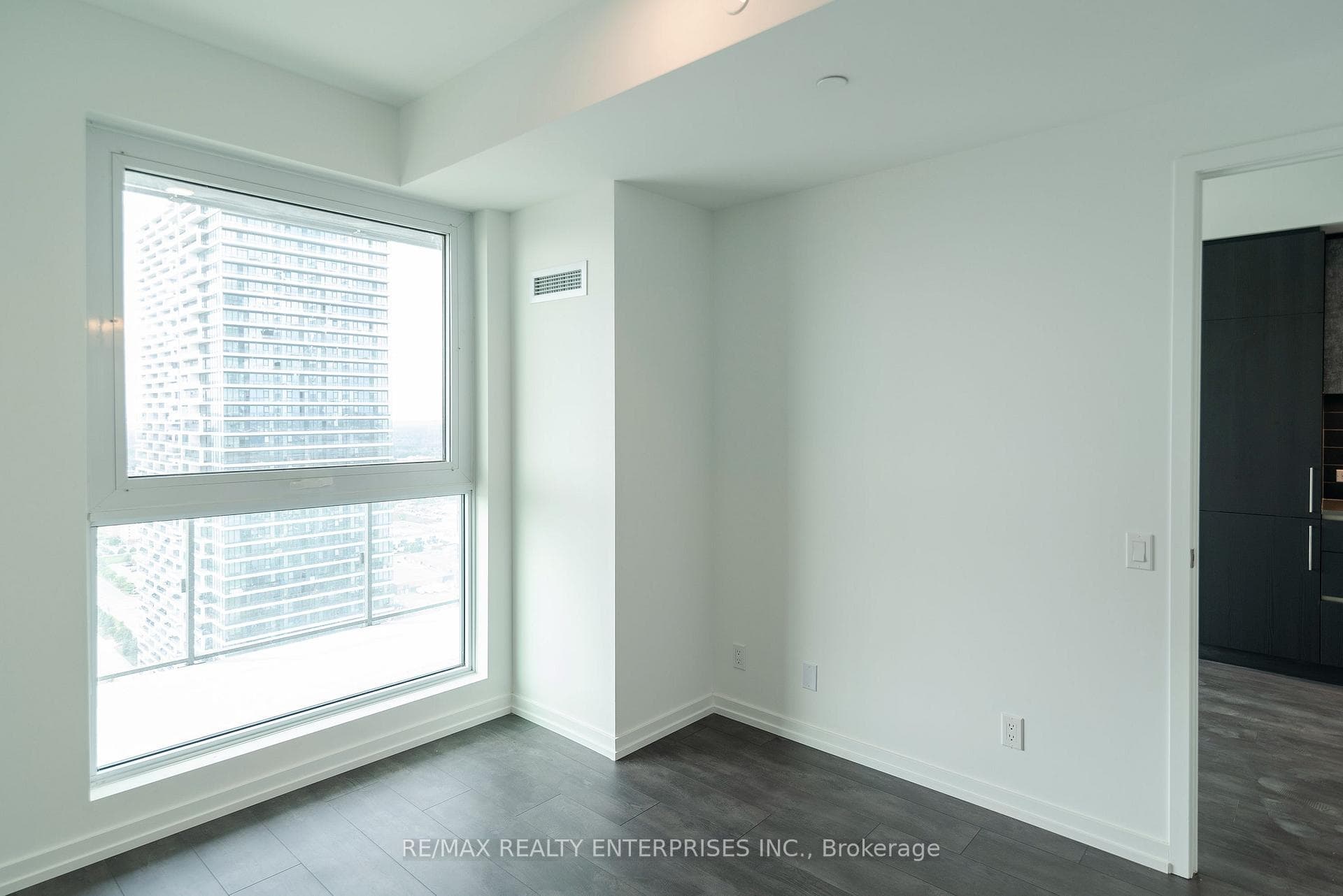 7890 Jane Street Unit 4203 photo 26