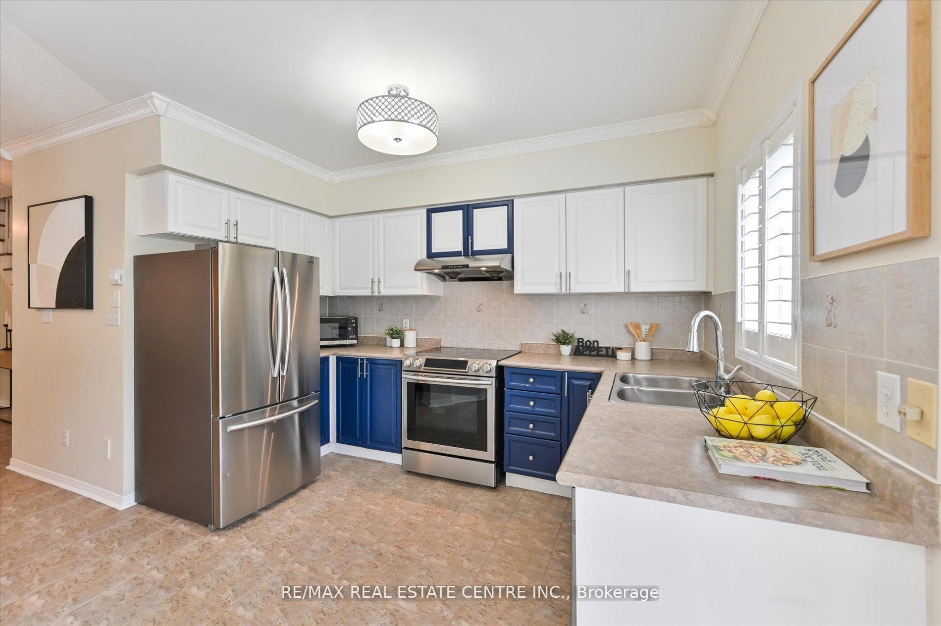 1091 Windbrook Grove photo 15