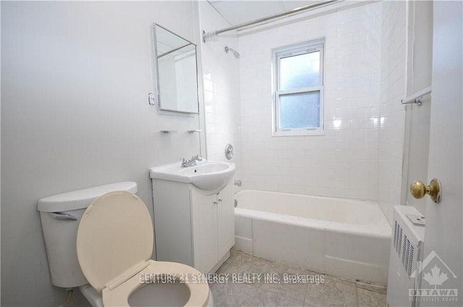 151 Holmwood Avenue photo 13