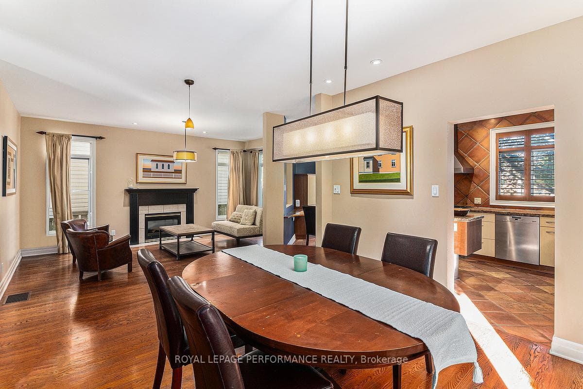 1386 Chicory Place photo 3