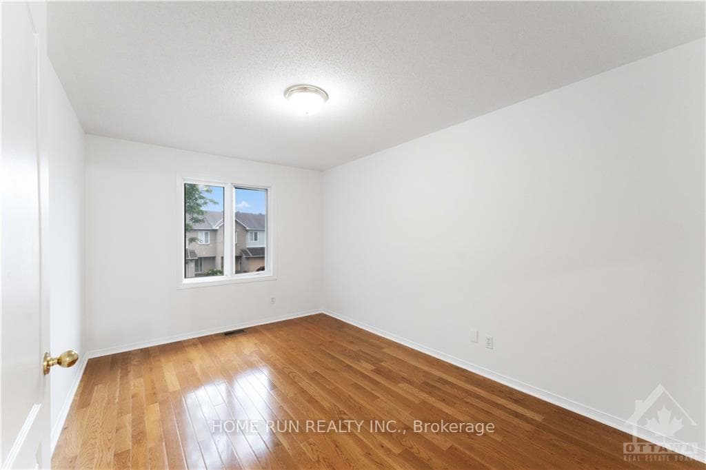 125 COVINGTON Place photo 22