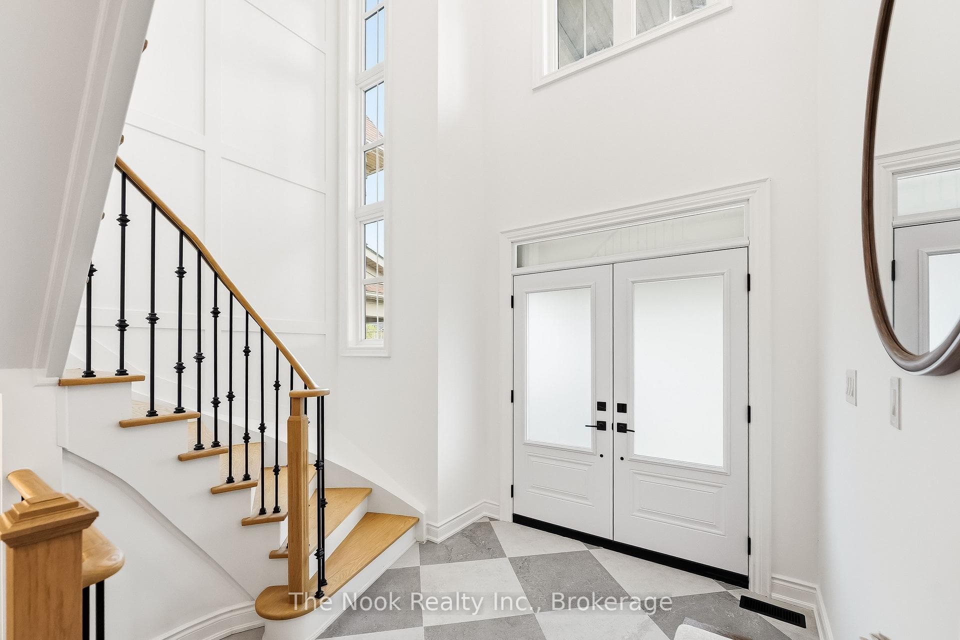 52 Nightingale Crescent photo 4