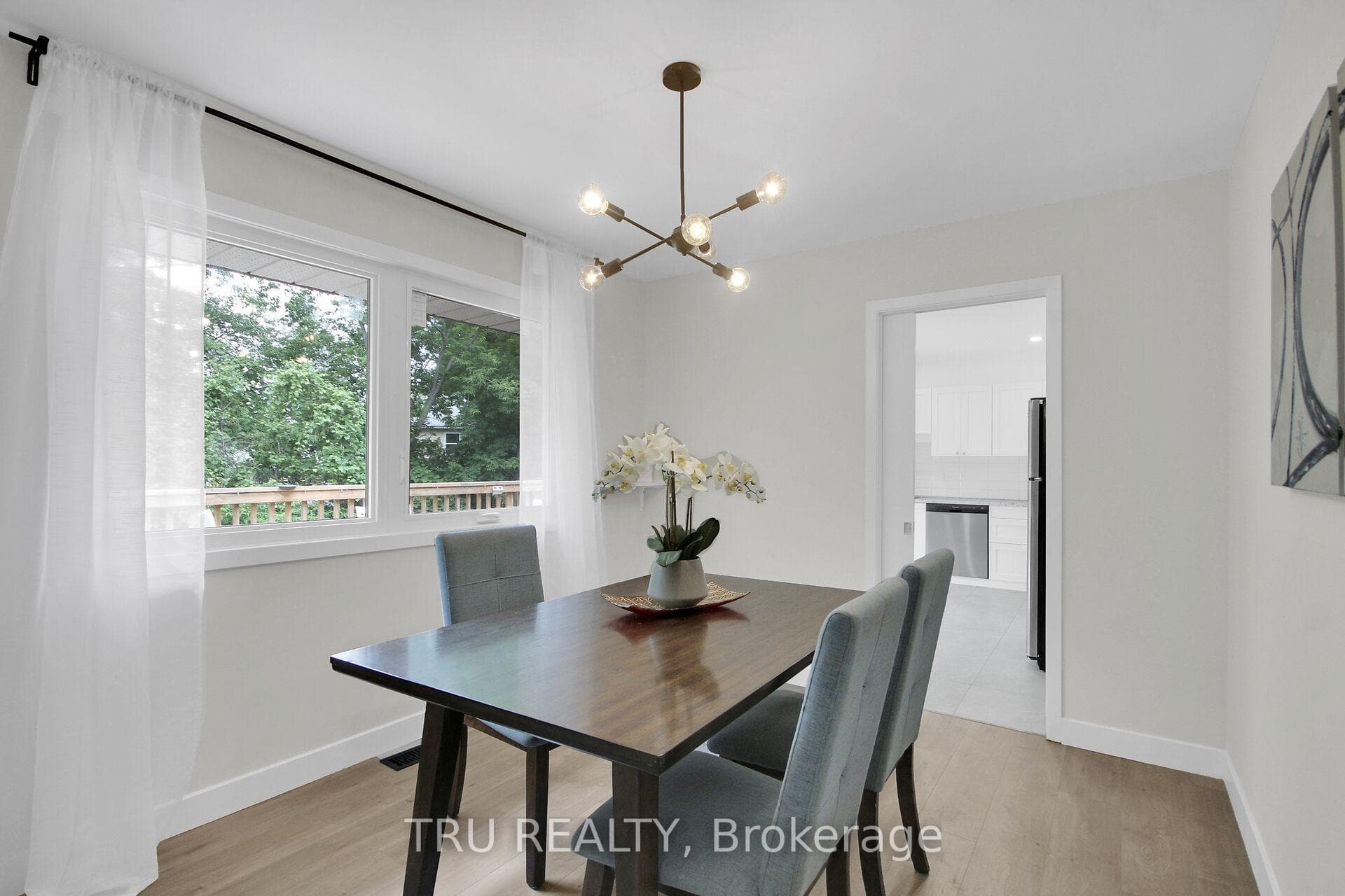 26 Langholm Crescent photo 8